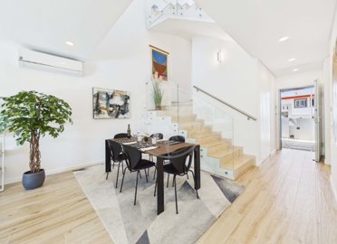 1987-363077-0086b5b4f2b294297643049c268e89554