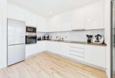 1987-363077-0086b5b4f2b294297643049c268e89554