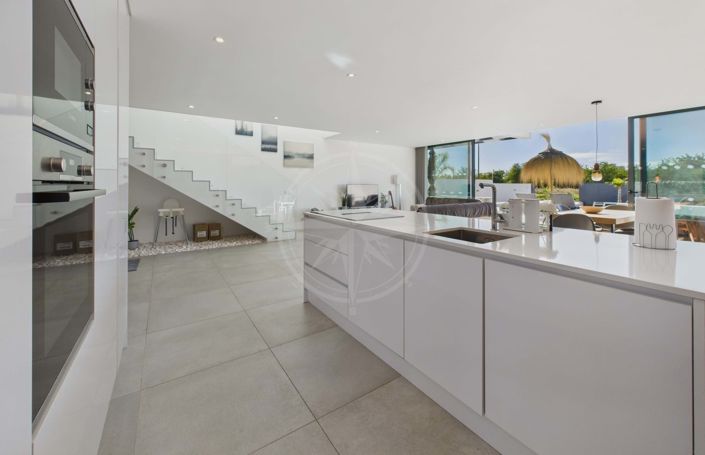 Image No.11-3 Bed Villa for sale