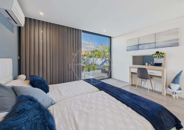 Image No.18-3 Bed Villa for sale