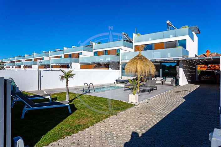 Image No.4-3 Bed Villa for sale