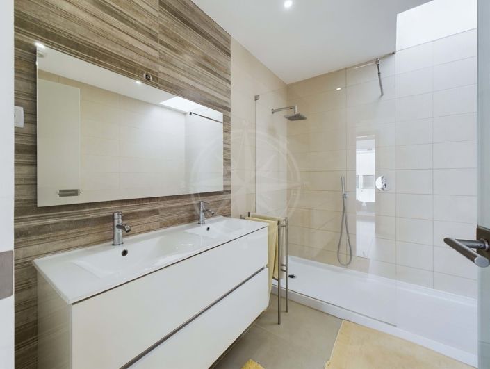 Image No.16-4 Bed Villa for sale