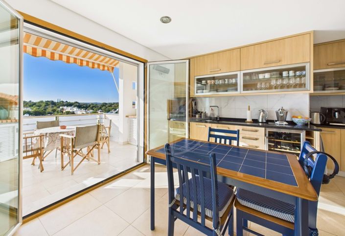 Image No.13-3 Bed Apartment for sale