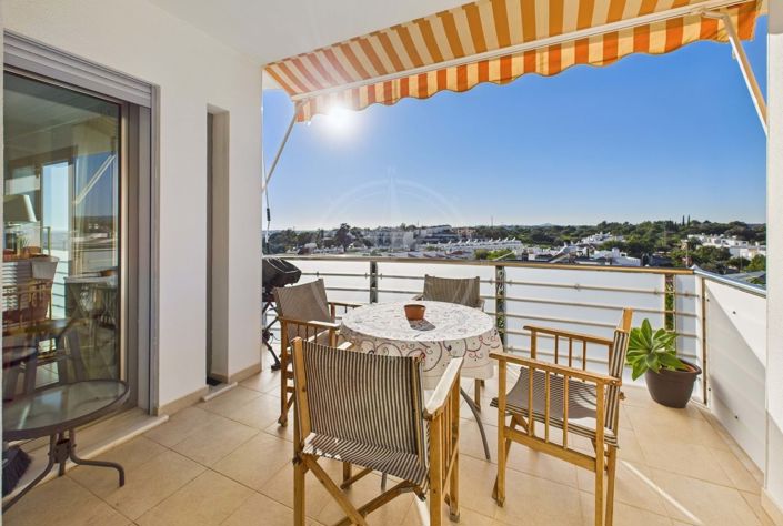 Image No.14-3 Bed Apartment for sale