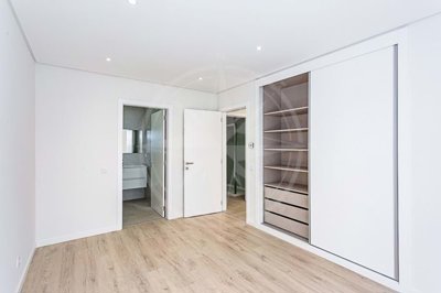 1987-363782-0086b5b4f2b294297643049c268e89554