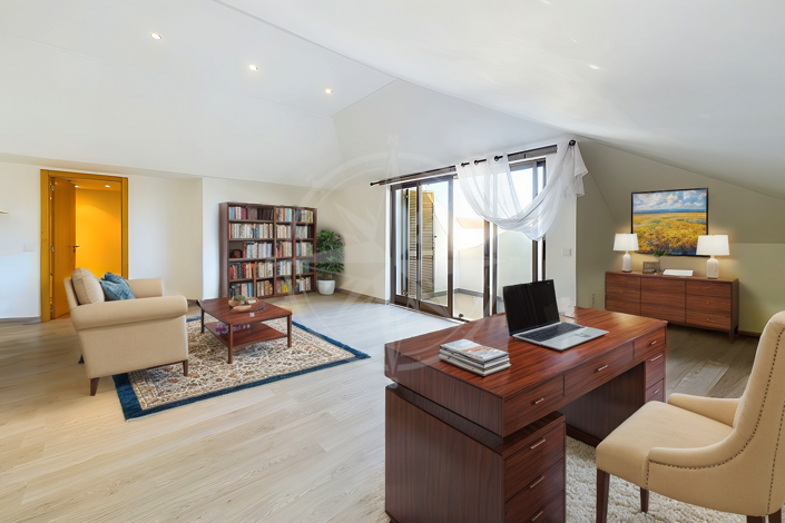 Image No.17-4 Bed Apartment for sale