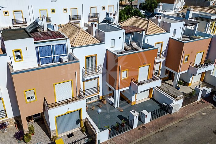 Image No.30-4 Bed Villa for sale