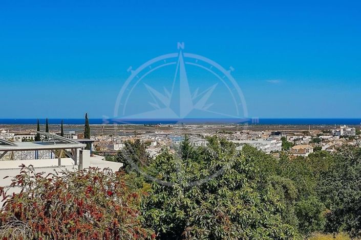 Image No.29-4 Bed Villa for sale