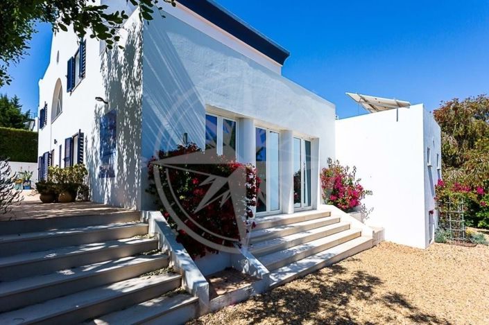 Image No.4-4 Bed Villa for sale