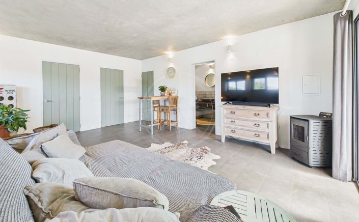 Image No.21-3 Bed Villa for sale