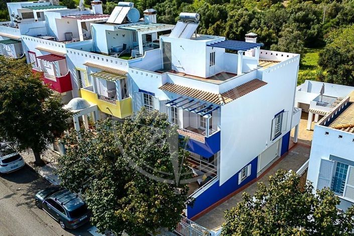 Image No.25-5 Bed Townhouse for sale