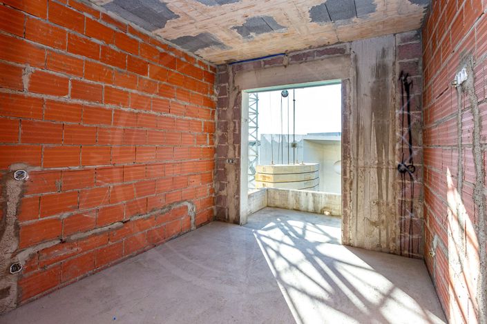 Image No.11-3 Bed Apartment for sale