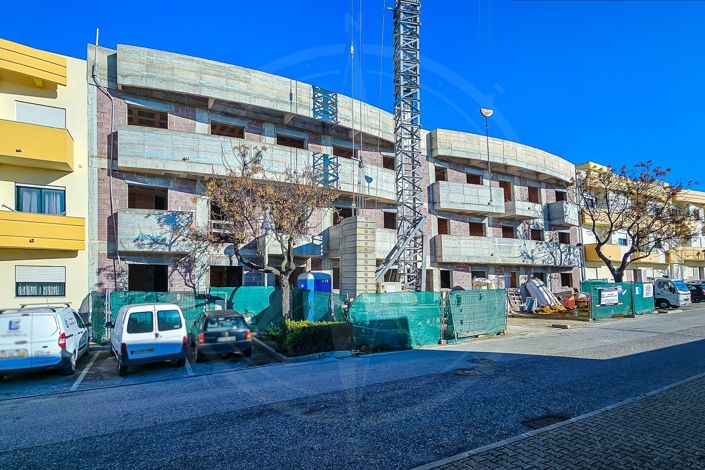 Image No.13-3 Bed Apartment for sale