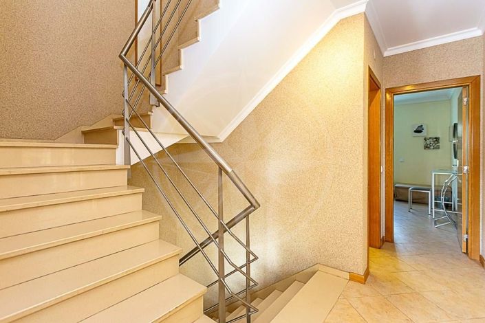 Image No.12-4 Bed Villa for sale