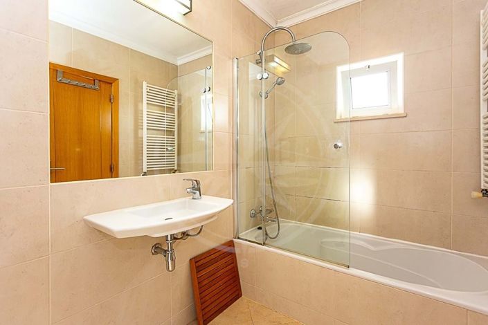 Image No.20-4 Bed Villa for sale