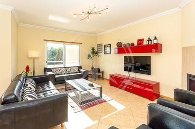 1987-366048-0086b5b4f2b294297643049c268e89554