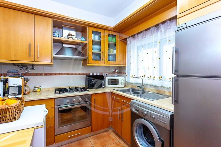 Image No.13-2 Bed Townhouse for sale