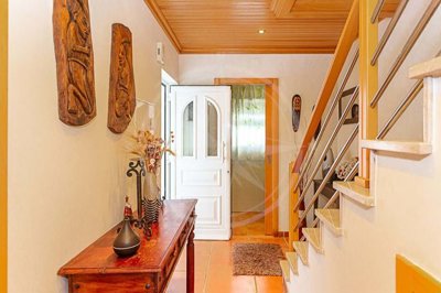 1987-366157-0086b5b4f2b294297643049c268e89554