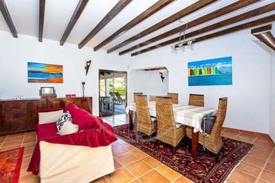 1987-366257-0086b5b4f2b294297643049c268e89554