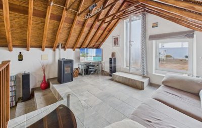 1987-366565-0086b5b4f2b294297643049c268e89554