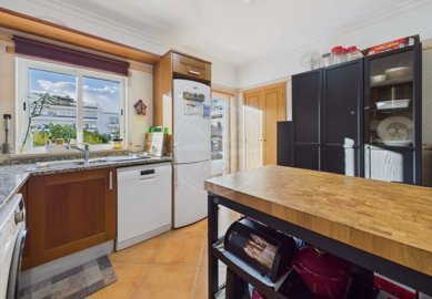 1987-366610-0086b5b4f2b294297643049c268e89554