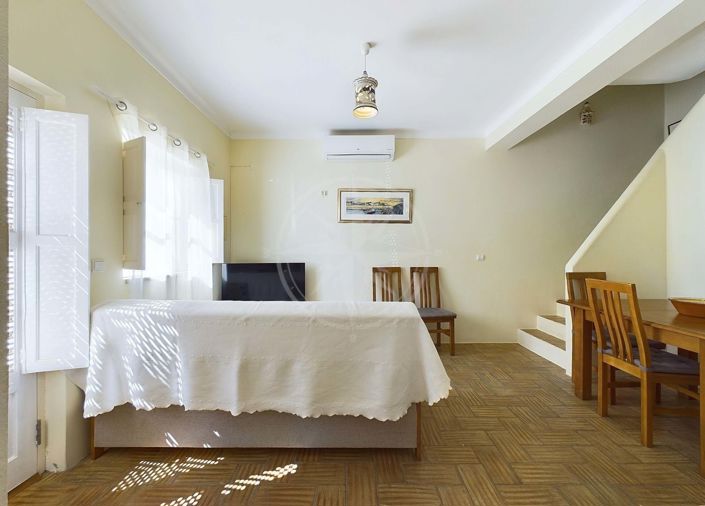 Image No.5-3 Bed Townhouse for sale