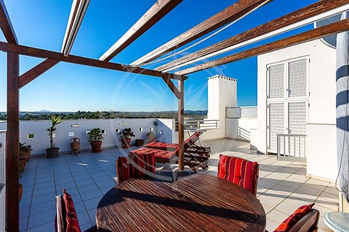 Image No.22-3 Bed Apartment for sale