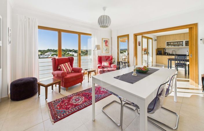 Image No.8-3 Bed Apartment for sale