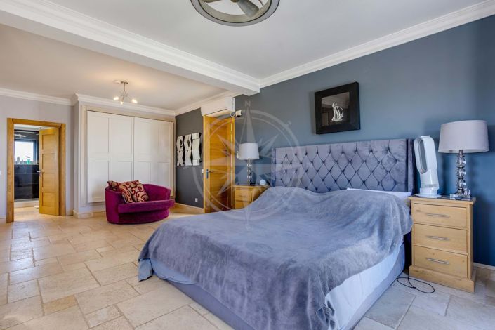 Image No.20-6 Bed Villa for sale