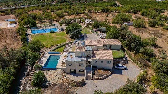 Image No.3-6 Bed Villa for sale