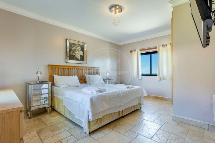 Image No.30-6 Bed Villa for sale