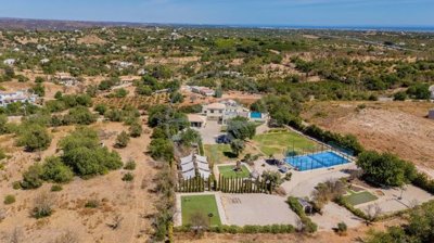 1987-367855-0086b5b4f2b294297643049c268e89554