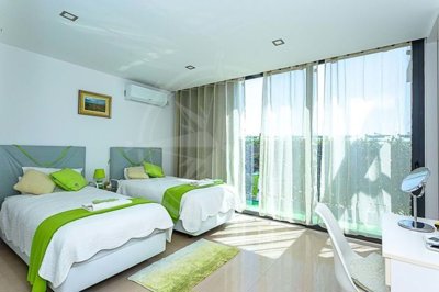 1987-368019-0086b5b4f2b294297643049c268e89554