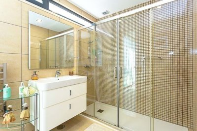 1987-368019-0086b5b4f2b294297643049c268e89554