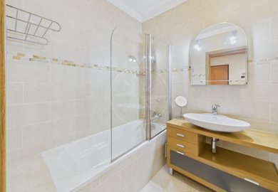 1987-368104-0086b5b4f2b294297643049c268e89554