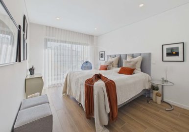 1987-369210-0086b5b4f2b294297643049c268e89554