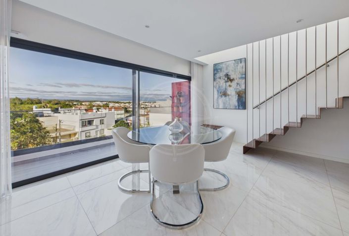 Image No.7-3 Bed Apartment for sale