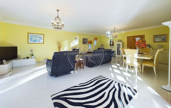 Image No.13-4 Bed Villa for sale