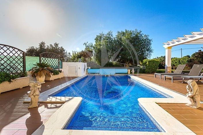 Image No.4-4 Bed Villa for sale