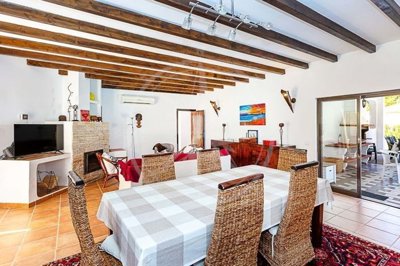 1987-369322-0086b5b4f2b294297643049c268e89554