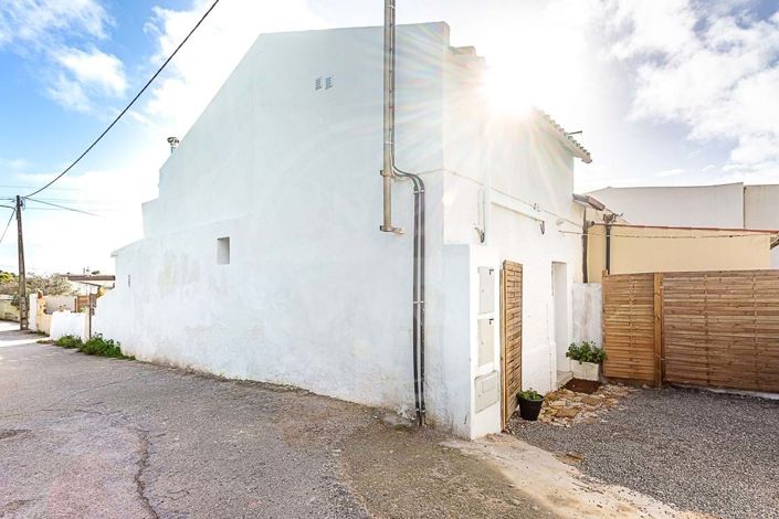 Image No.14-1 Bed Villa for sale