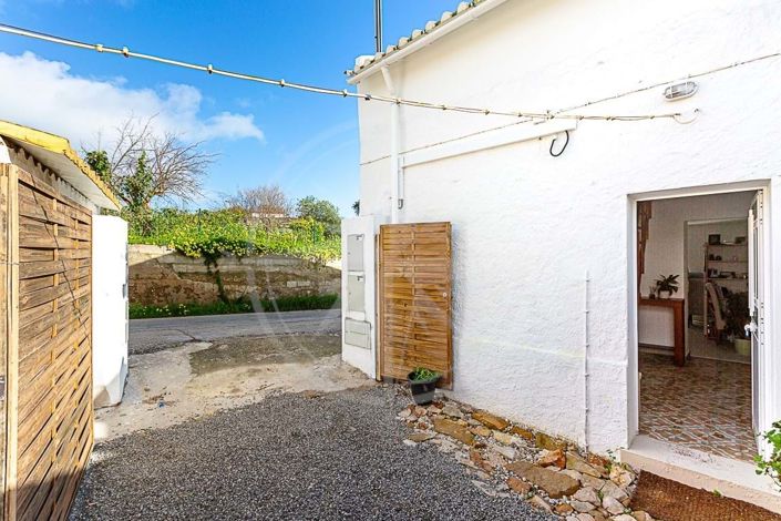 Image No.4-1 Bed Villa for sale