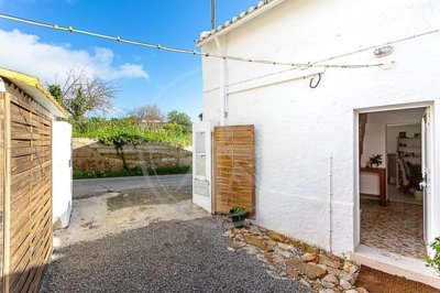 1987-369320-0086b5b4f2b294297643049c268e89554