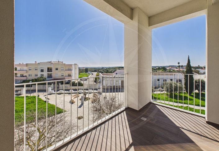 Image No.10-3 Bed Apartment for sale