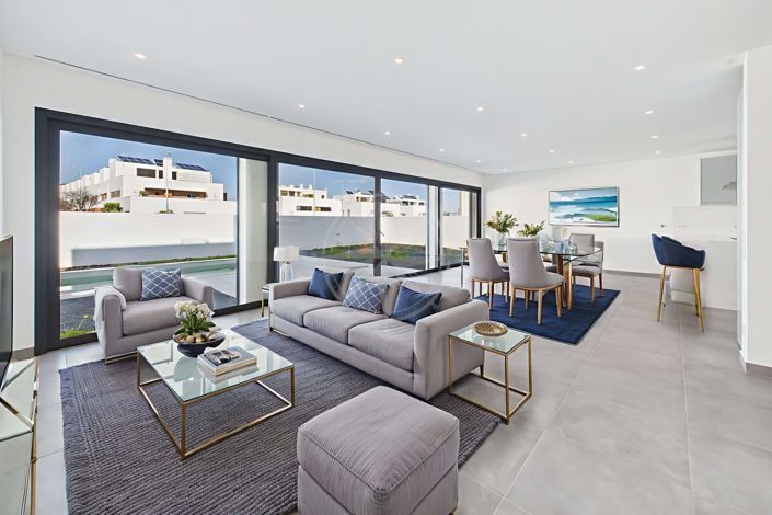 Image No.8-6 Bed Villa for sale