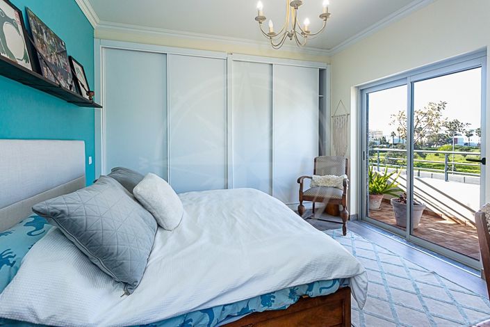 Image No.25-Villa de 4 chambres à vendre à Olhão