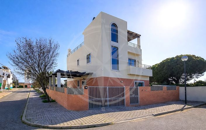 Image No.37-Villa de 4 chambres à vendre à Olhão