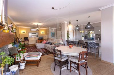 1987-369641-0086b5b4f2b294297643049c268e89554