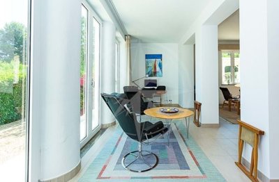 1987-369640-0086b5b4f2b294297643049c268e89554