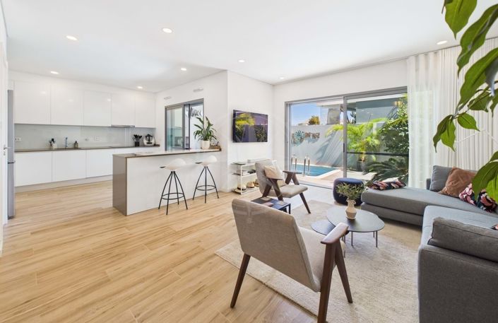 Image No.8-3 Bed Villa for sale